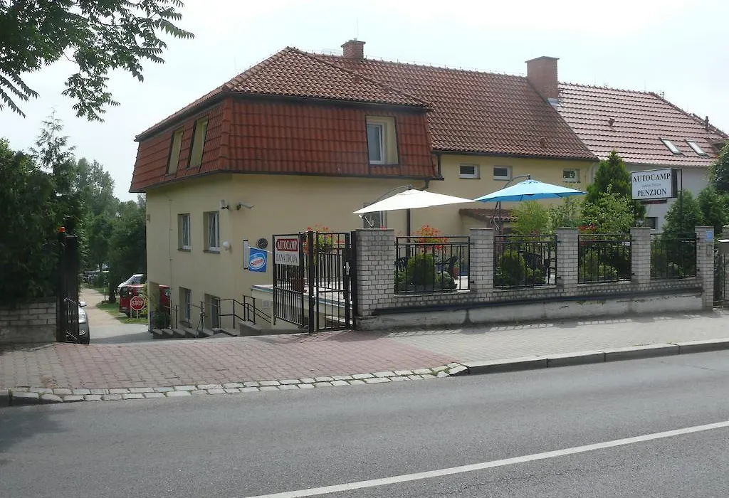 Penzion Dana Troja-1